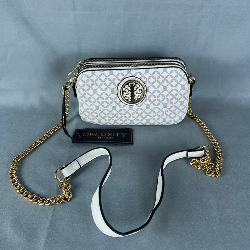 Deluxity Los Angeles Camera Bag Women's White Geometric Crossbody Chain Straps